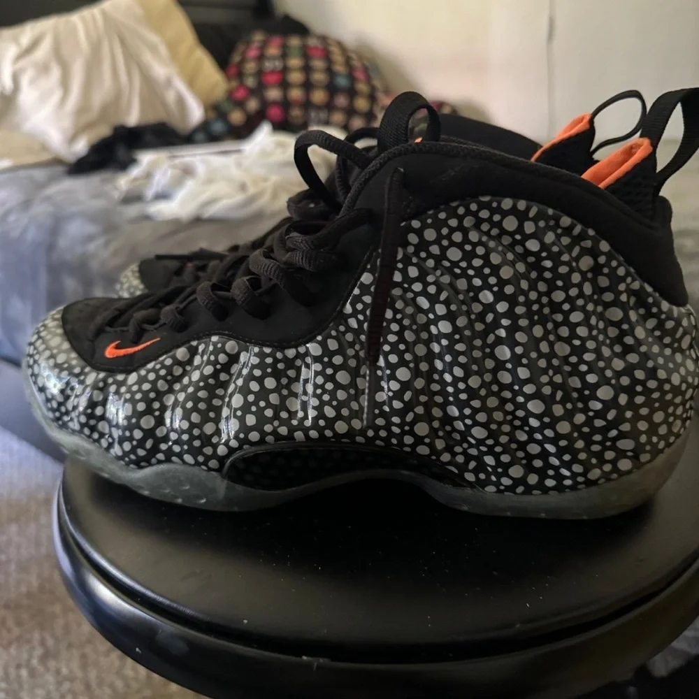 Nike Safari Foamposite - Picture 2 of 5